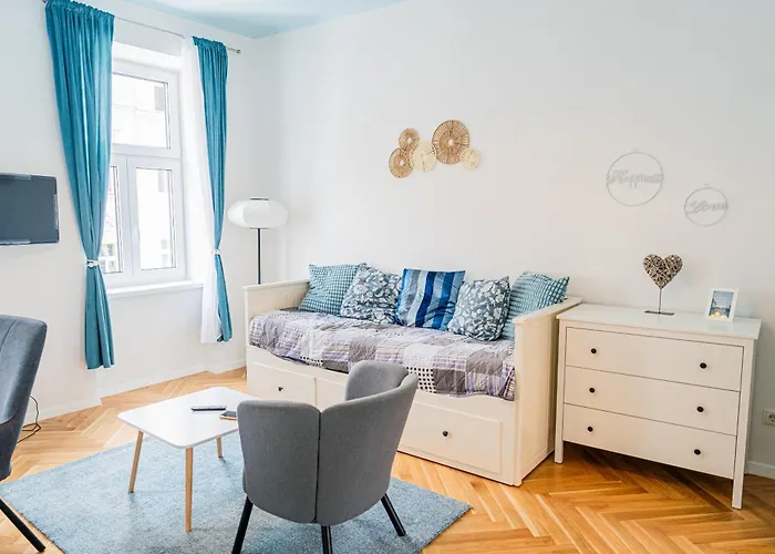 Boutique Newly Renovated Apartman Bécs
