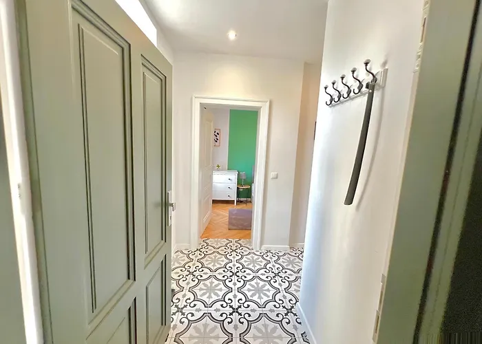 Boutique Newly Renovated Apartman